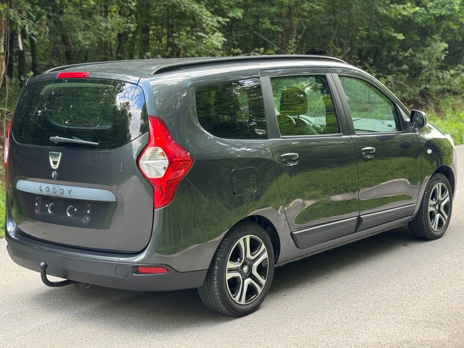 Dacia Lodgy 1.2 - изображение 4