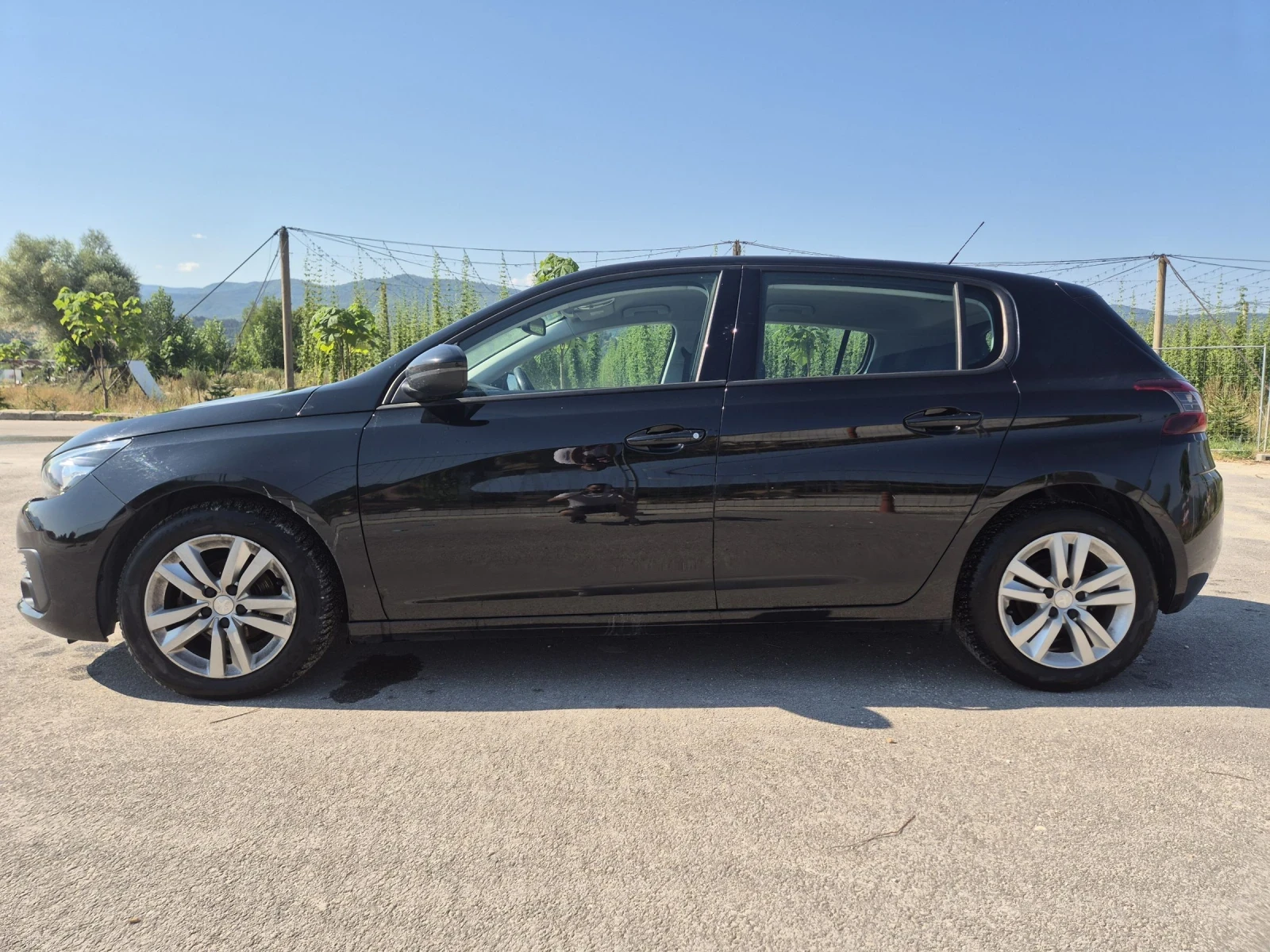 Peugeot 308 1.5 - изображение 3