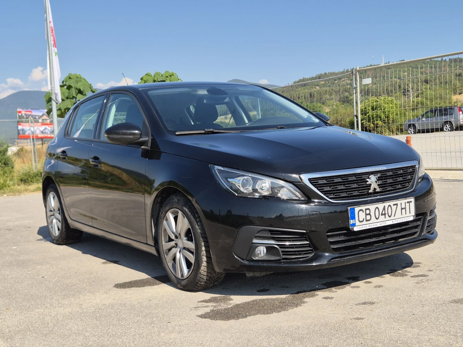 Peugeot 308 1.5 - изображение 8