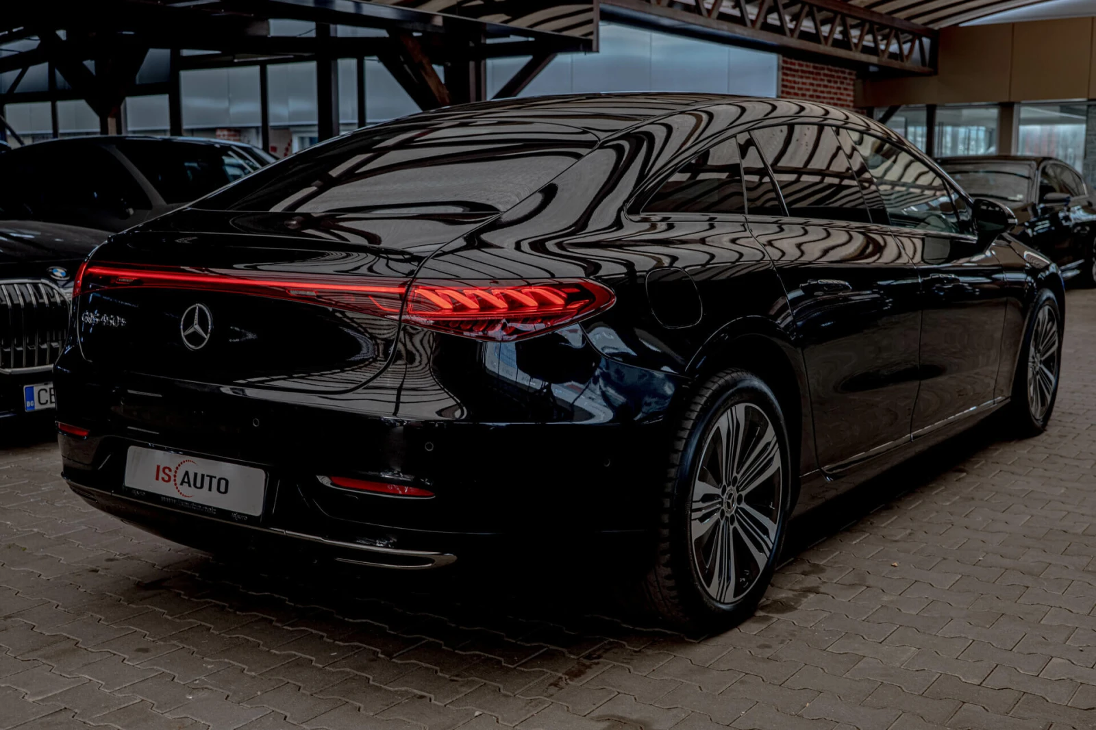 Mercedes-Benz EQS 450+ /Advanced Plus/Panorama/Night Paket/Ambient - изображение 5