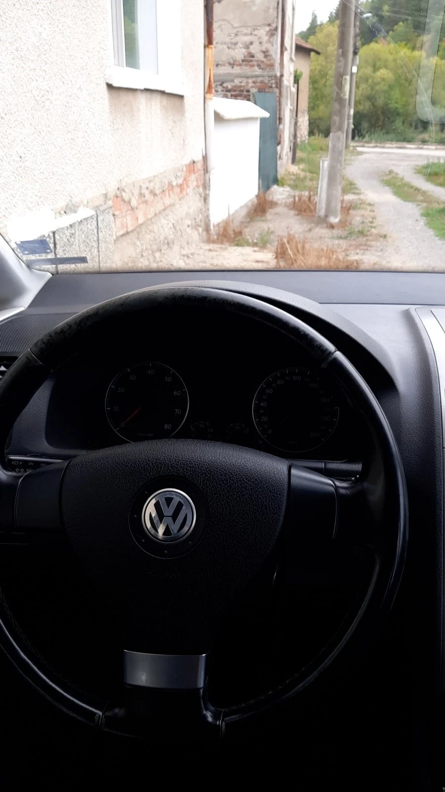 VW Touran  - изображение 4