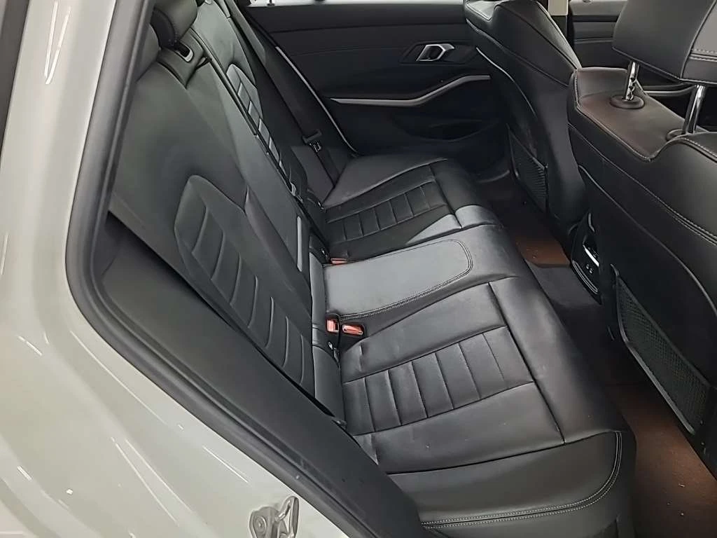 BMW 320 * 320e Business *  * *  | Mobile.bg   13