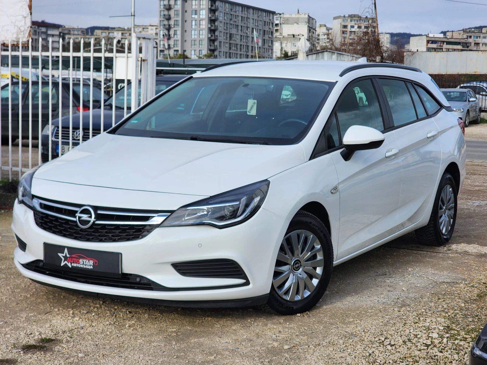 Opel Astra 1.4T - изображение 2