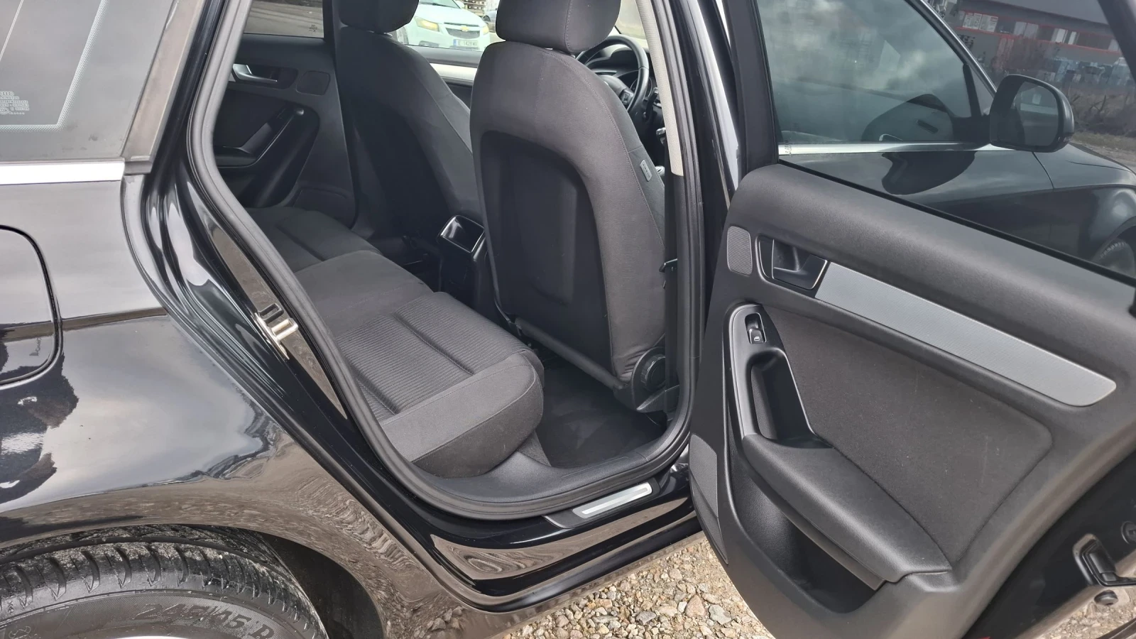 Audi A4 2.0TDI 143k.s 4x4 ������ | Mobile.bg � ����������� 12