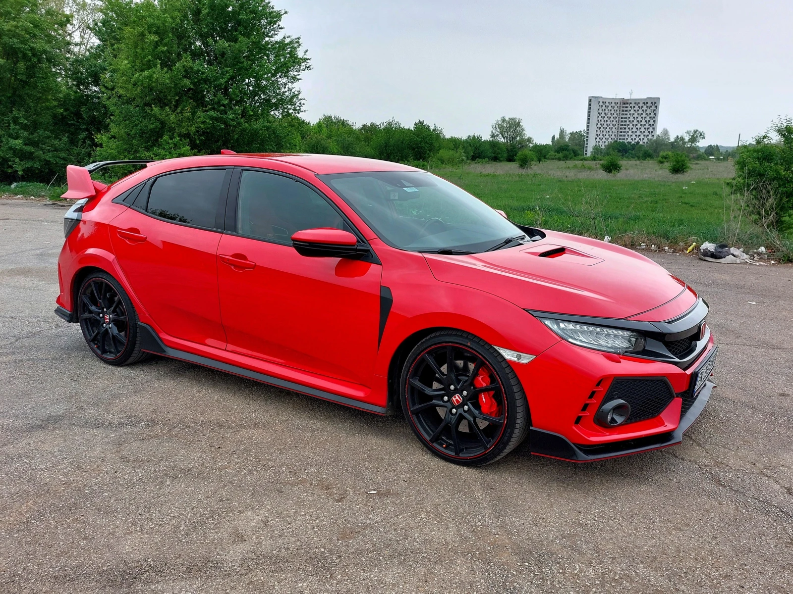 Honda Civic Type R FK8 - изображение 4