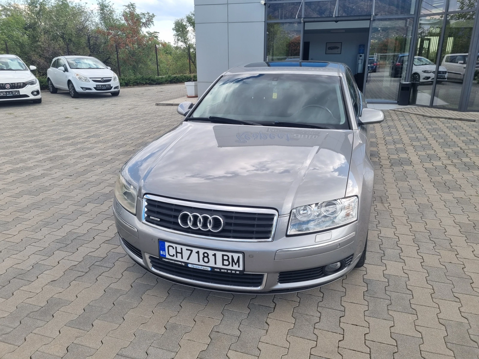 Audi A8 4.2i-335ps QUATTRO/ОБСЛУЖЕН ТОТАЛНО, снимка 3 - Автомобили и джипове - 53428903