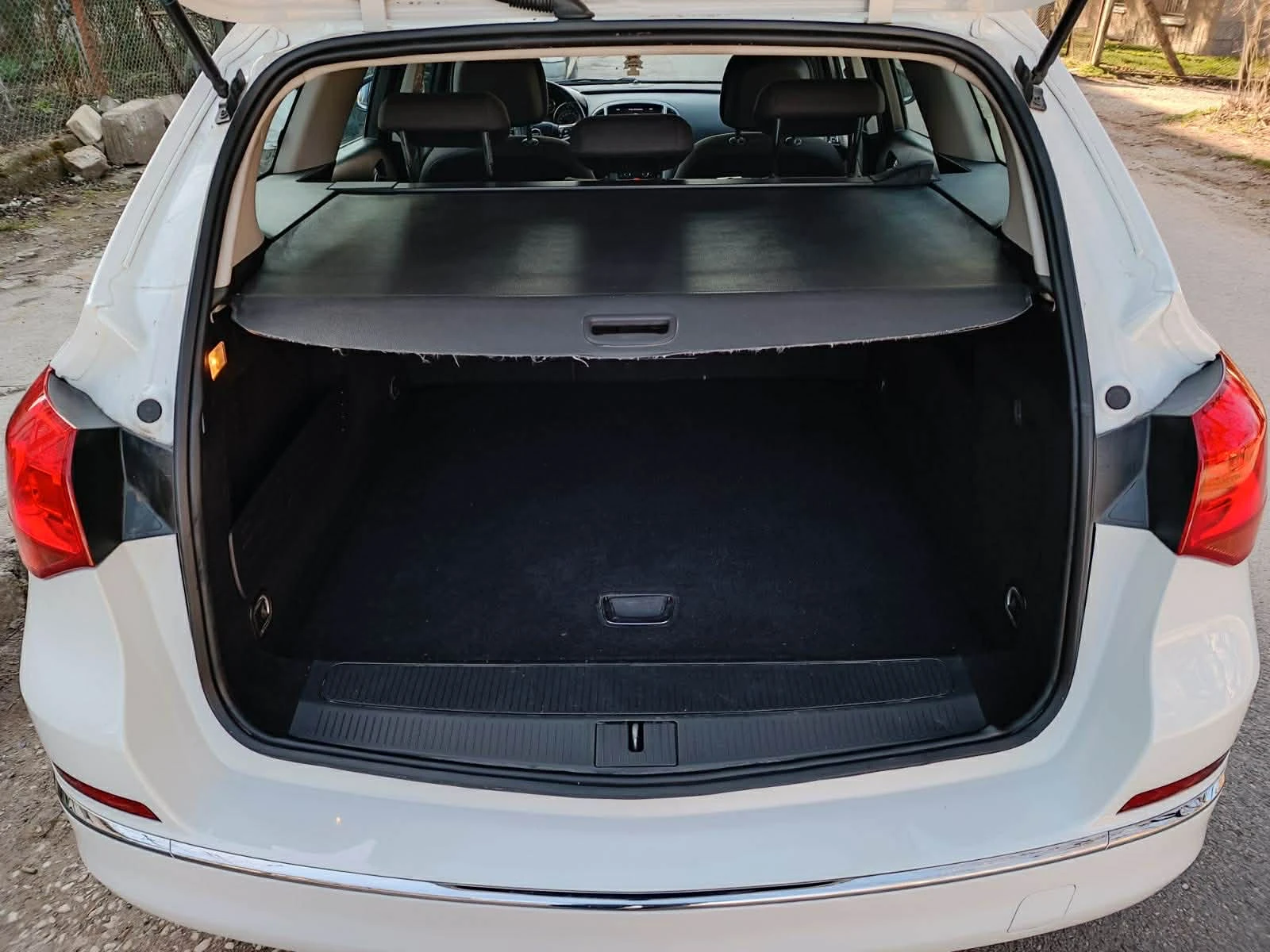 Opel Astra 1.4Т GAZ, снимка 14 - Автомобили и джипове - 53788591