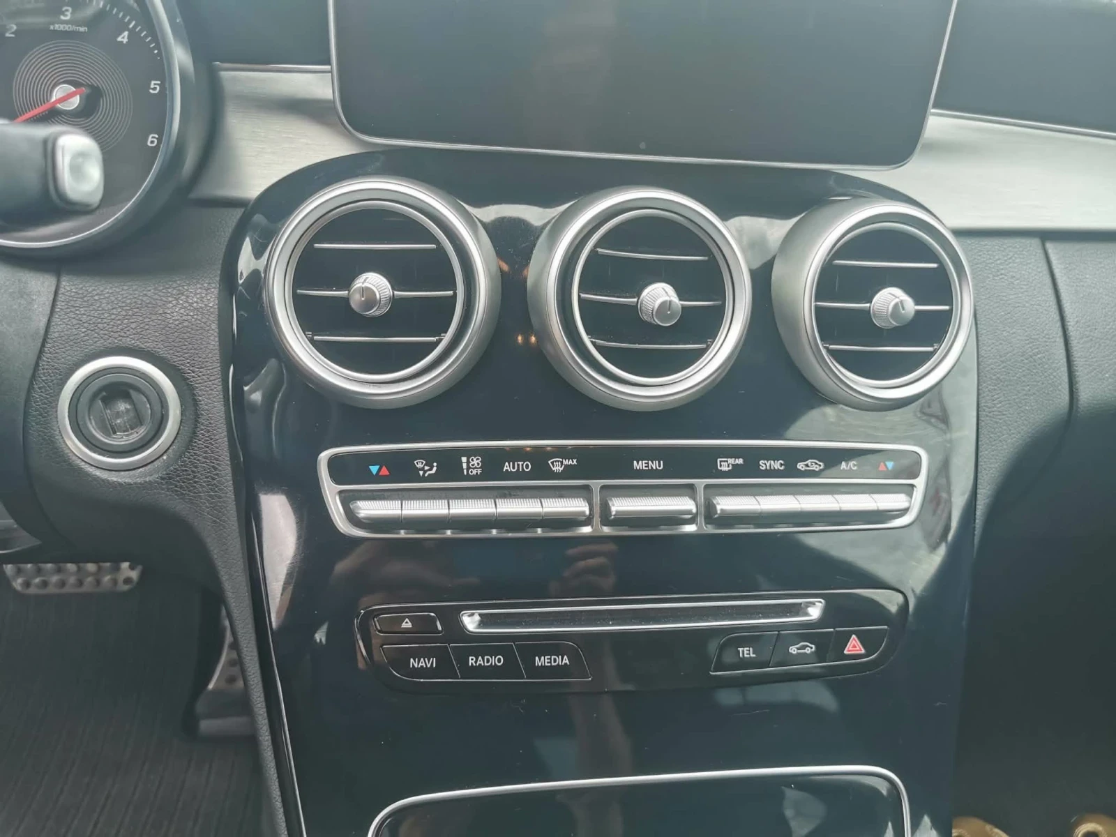 Mercedes-Benz C 220 W205, снимка 11 - Автомобили и джипове - 53896062