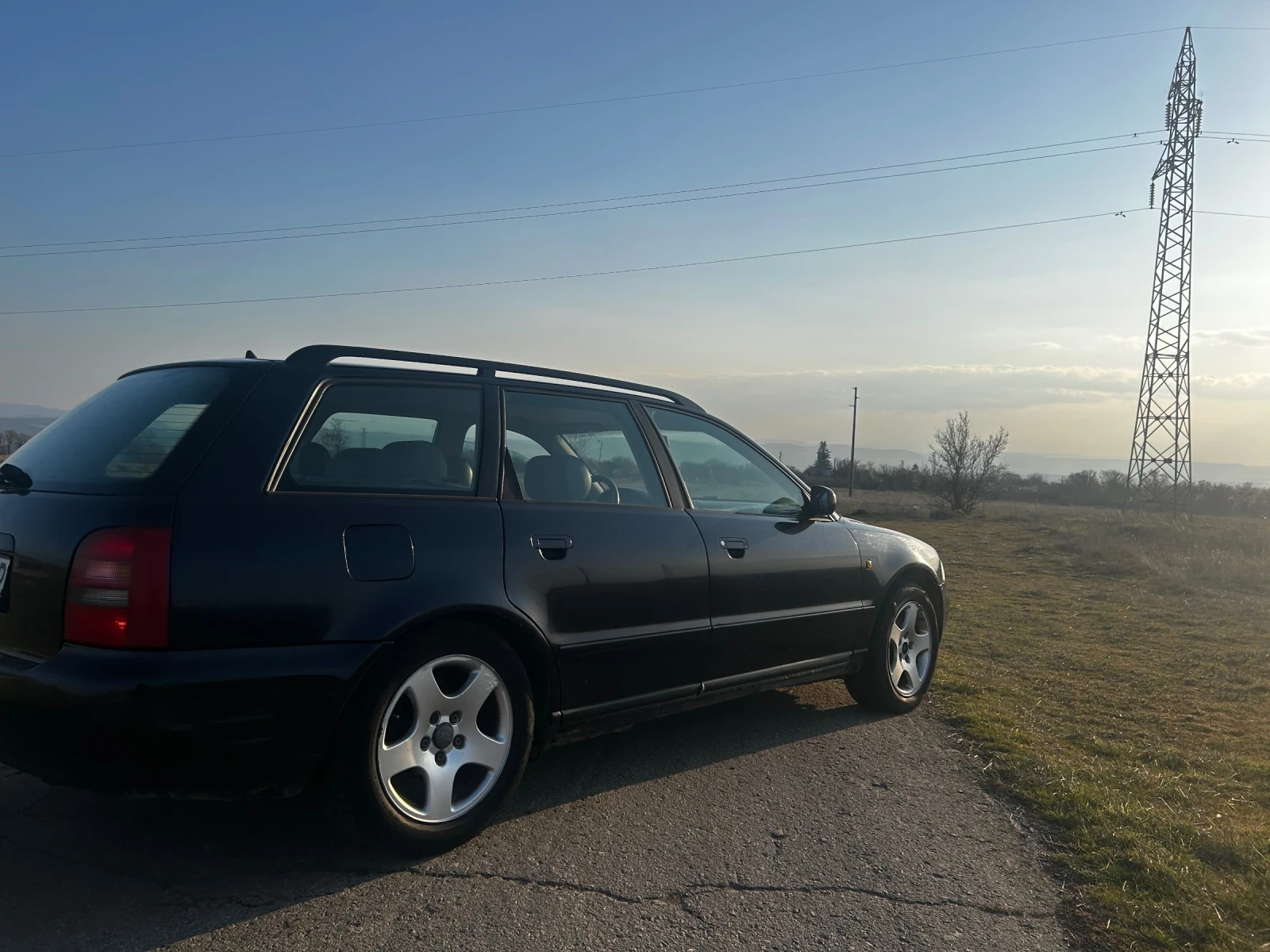 Audi A4 2.4, снимка 4 - Автомобили и джипове - 53975986