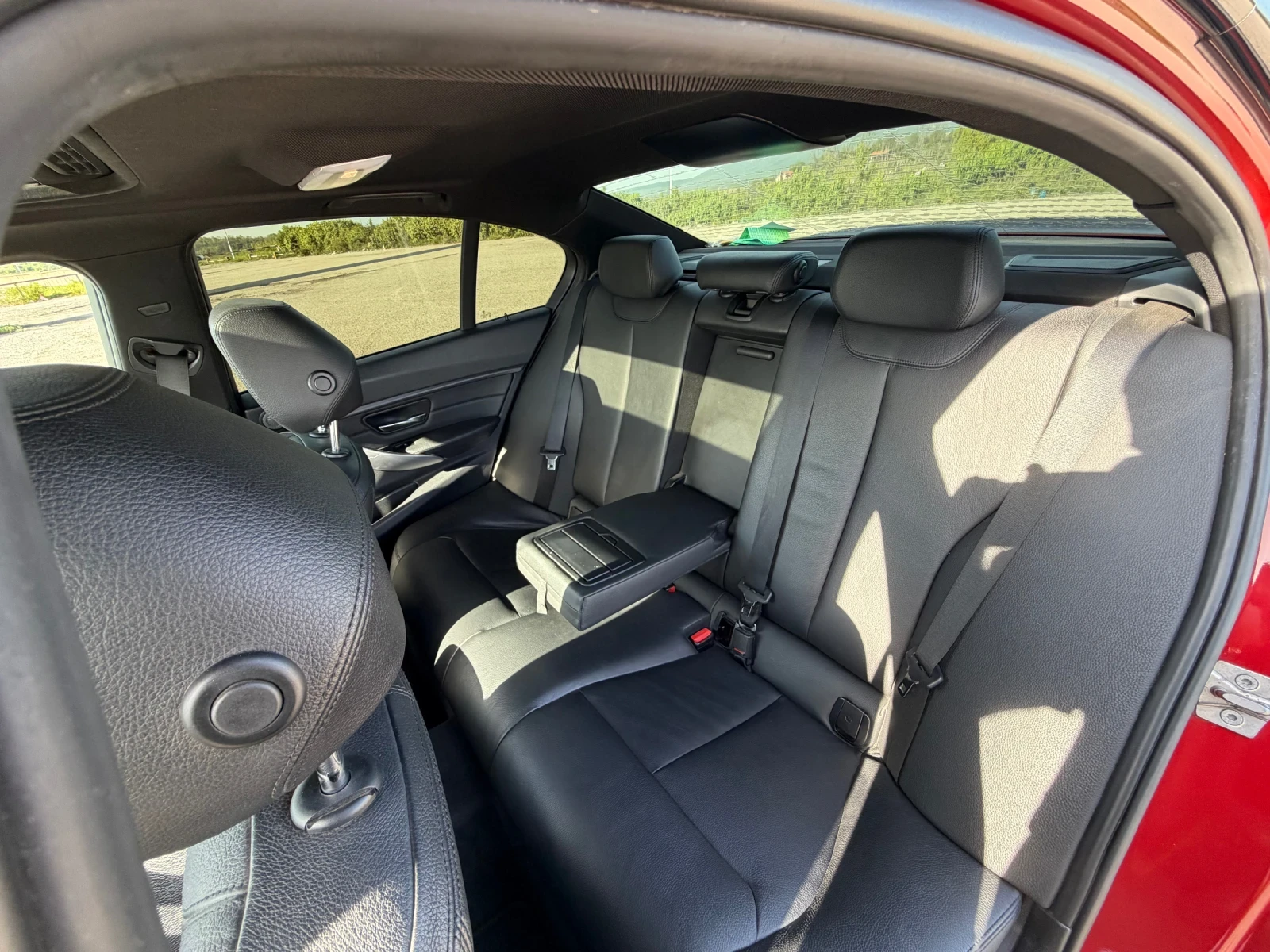 BMW 335 xDrive /ЛИЗИНГ/, снимка 10 - Автомобили и джипове - 54373935