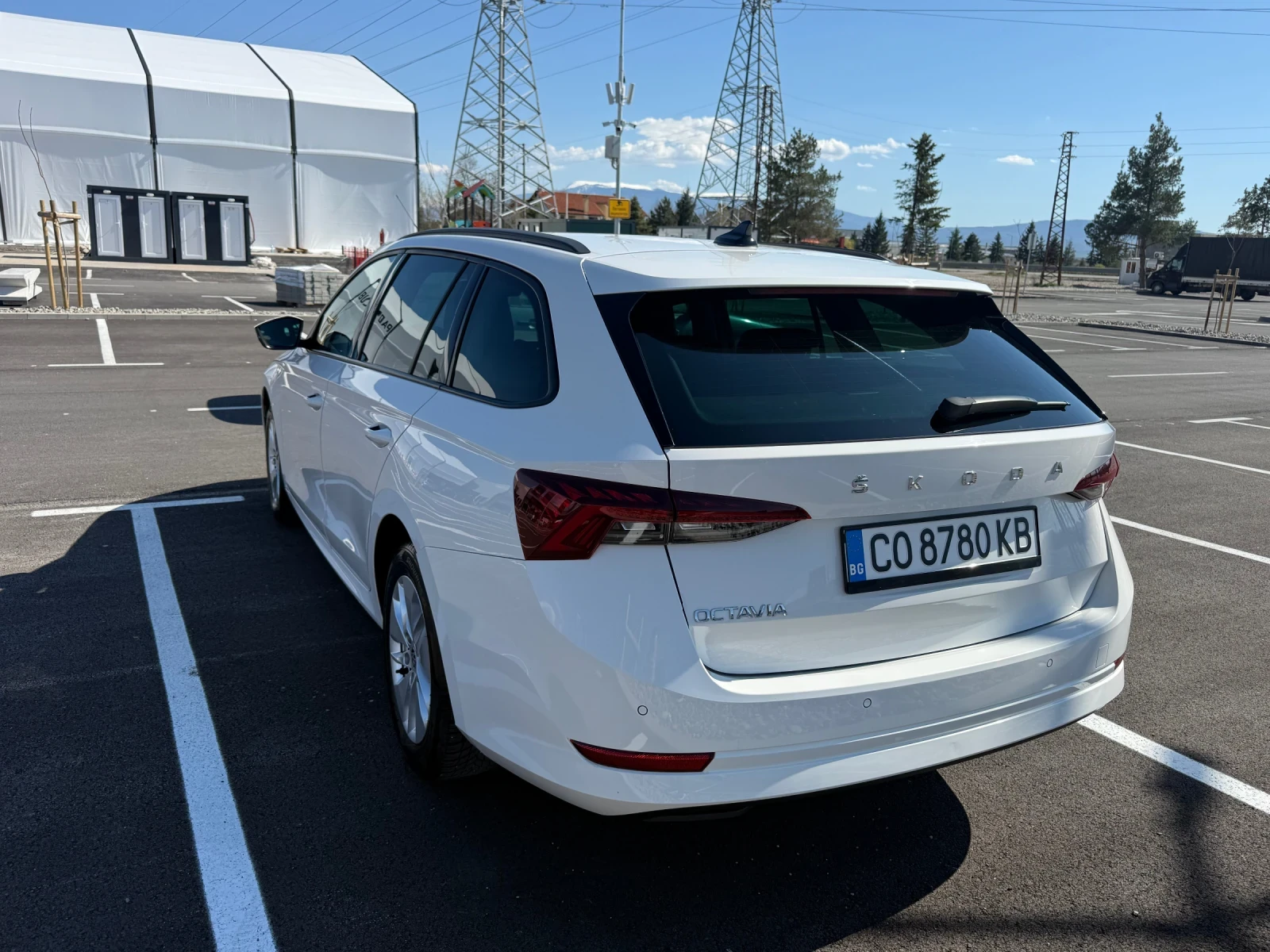 Skoda Octavia 1.5 TSI 150 DSG full LED , снимка 3 - Автомобили и джипове - 54251385