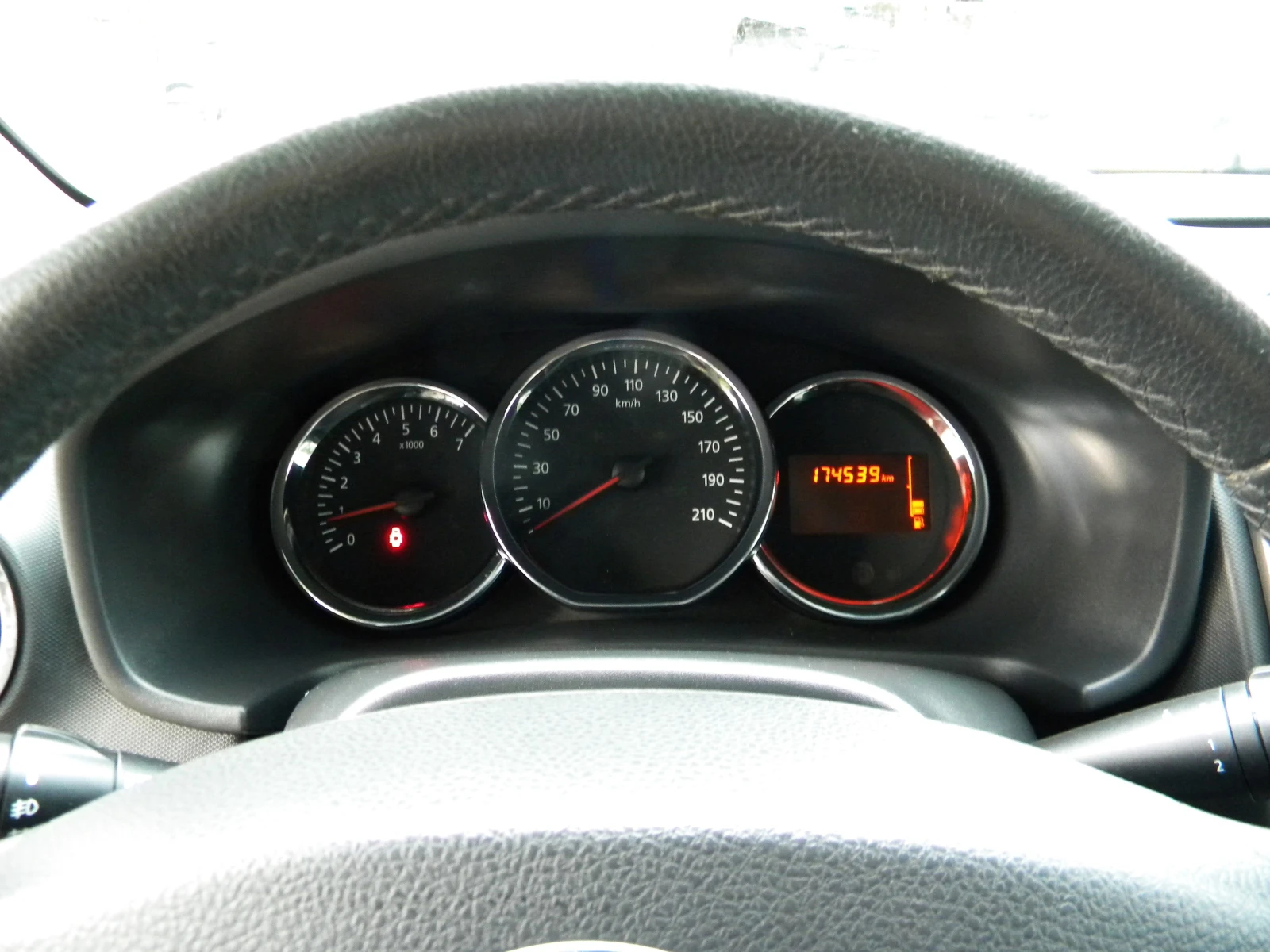 Dacia Sandero STEPWAY* NAVI-ГАЗ.ИНЖЕКЦ* 174000км* КАТО НОВА* EUR, снимка 16 - Автомобили и джипове - 54667062