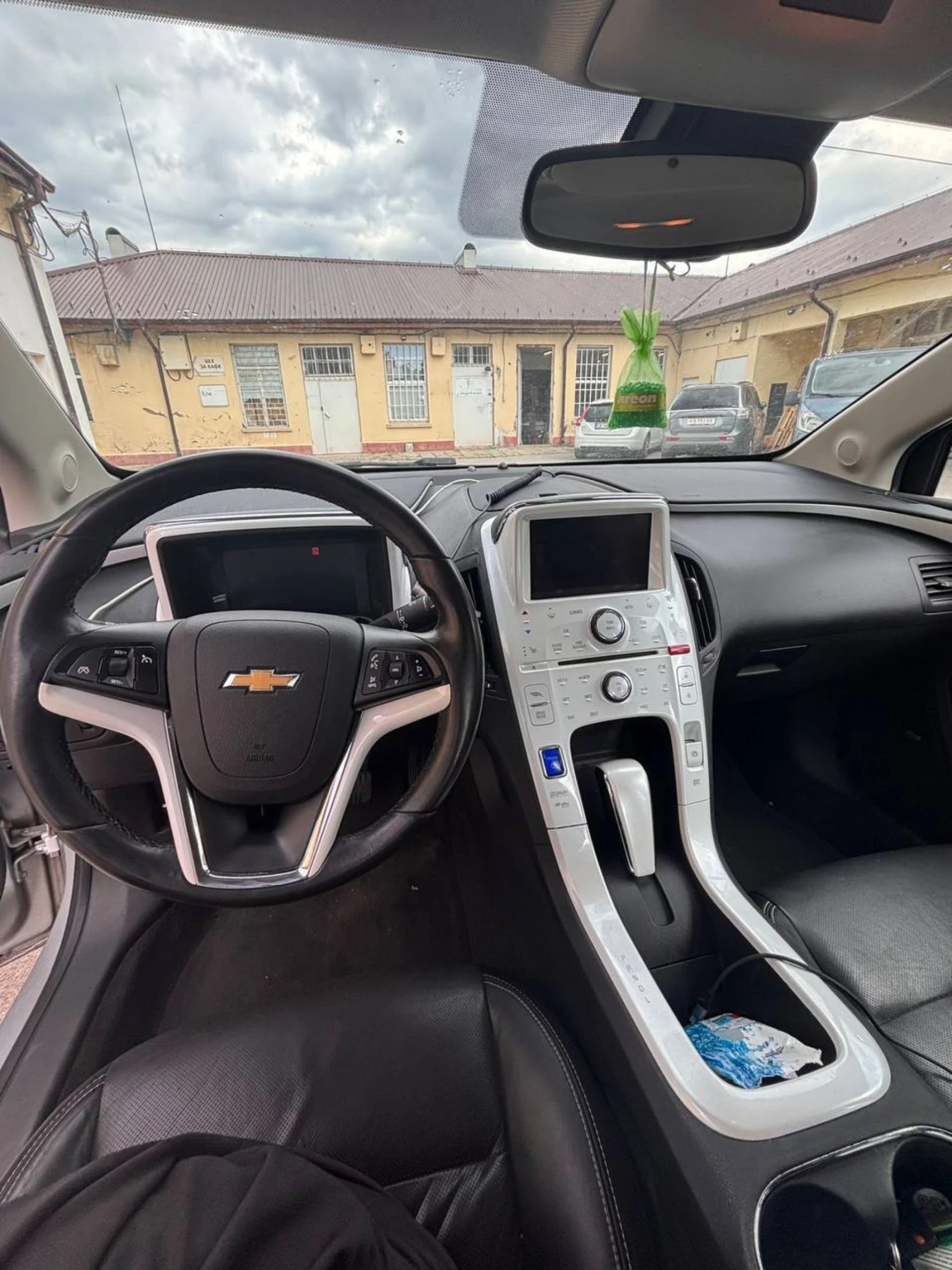 Chevrolet Volt, снимка 4 - Автомобили и джипове - 54704850