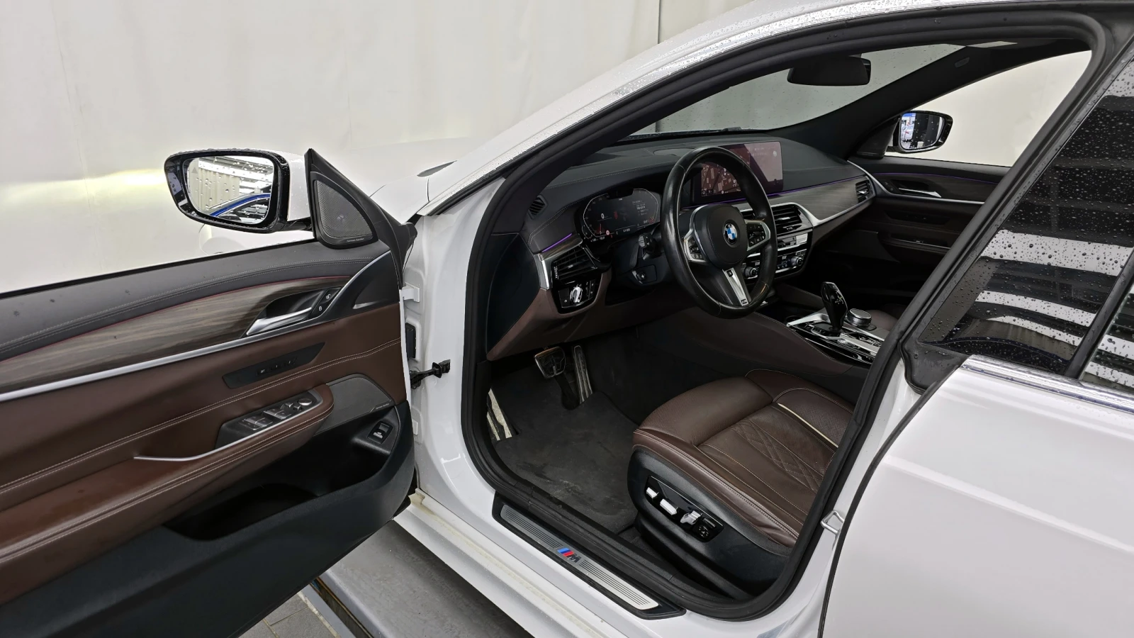 BMW 630 M SPORT* КОЖА* ПОДГРЕВИ* CARPLAY* 360 CAM, снимка 5 - Автомобили и джипове - 54983649