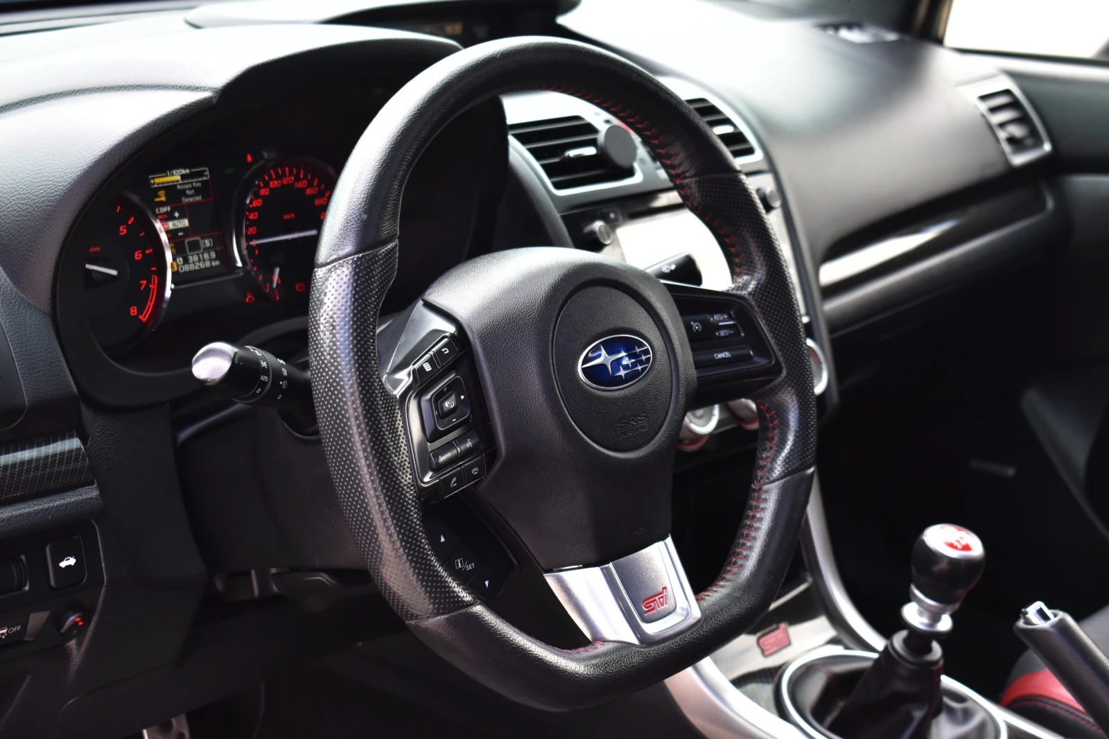 Subaru Impreza 88000KM!!!!* STI-PERFORMANCE* SWISS* INVIDIA-GEN* , снимка 10 - Автомобили и джипове - 56165170