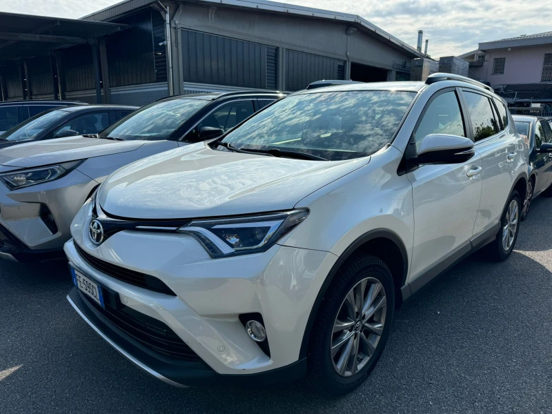 Toyota Rav4 2.0D4D 126000km , снимка 1 - Автомобили и джипове - 46987774