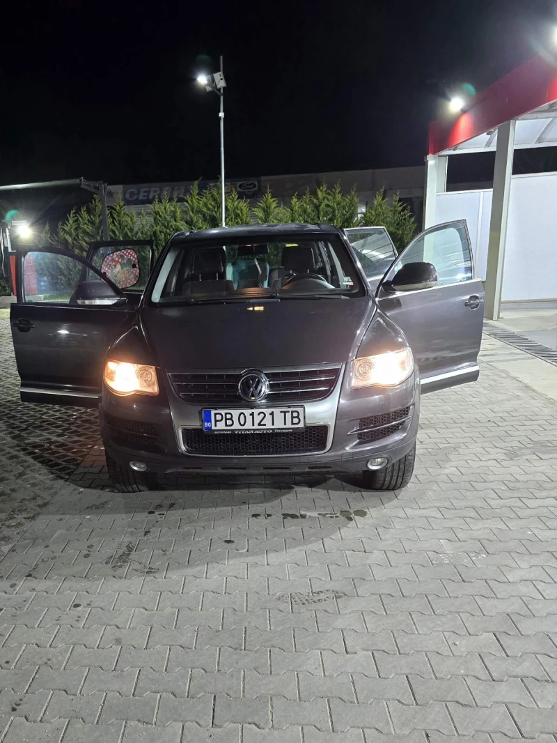 VW Touareg 2.5, снимка 5 - Автомобили и джипове - 47656649