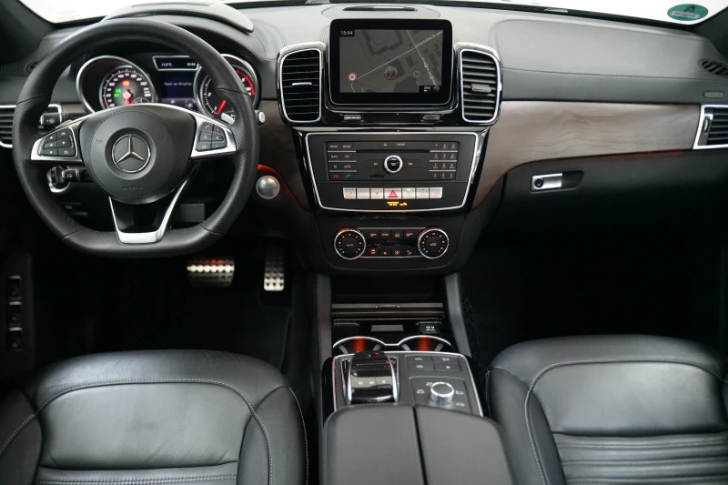 Mercedes-Benz GLS 350 d 4Matic AMG Line Interior 6+ 1, снимка 10 - Автомобили и джипове - 47877310