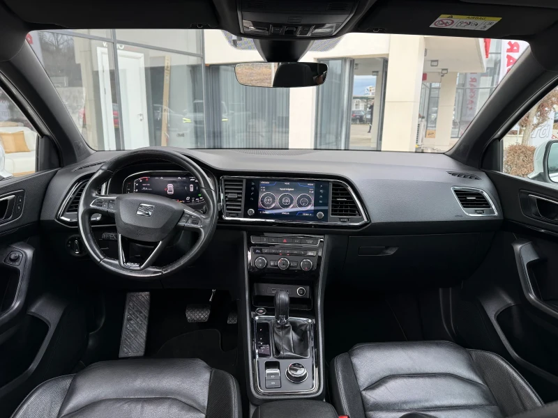 Seat Ateca Xcellence/DIGITAL/PANORAMA/LINE ASSIST/KEYLESS, снимка 12 - Автомобили и джипове - 48056571