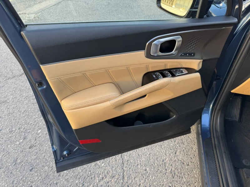 Kia Sorento 1.6 t-GDI Hybrid Platinum, снимка 15 - Автомобили и джипове - 52395954