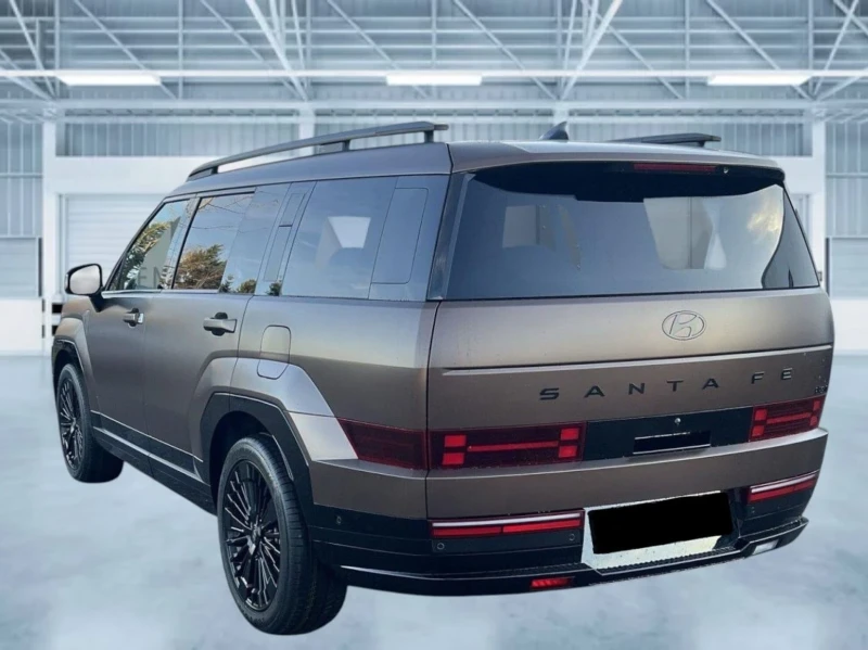 Hyundai Santa fe 1.6PHEV* 253HP* BLACKLINE* 7-МЕСТЕН* ГАРАНЦИЯ, снимка 4 - Автомобили и джипове - 53135943