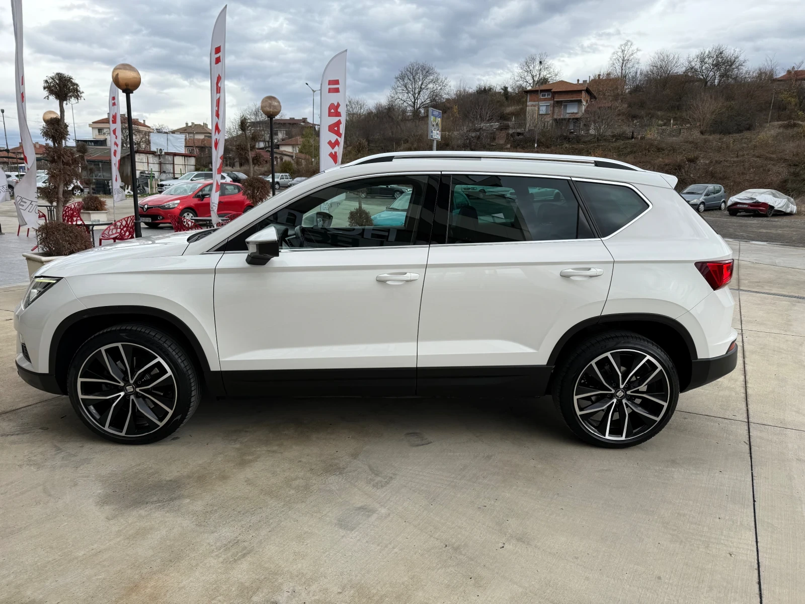 Seat Ateca Xcellence/DIGITAL/PANORAMA/LINE ASSIST/KEYLESS - изображение 4