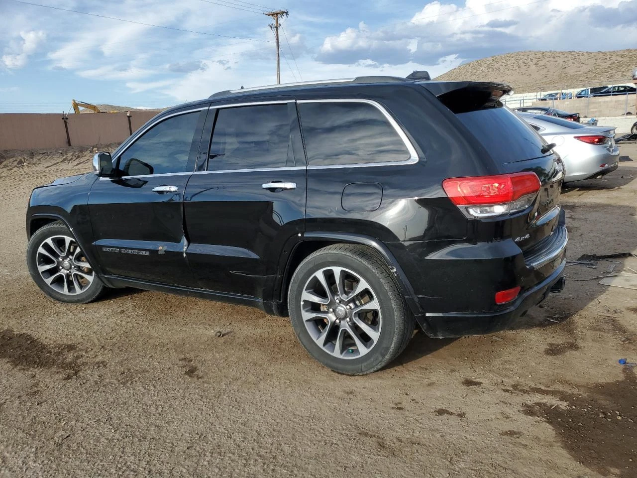 Jeep Grand cherokee 4X4/OVERLAND/ПАНОРАМА/ВИДЕО НА МОТОРА - изображение 6
