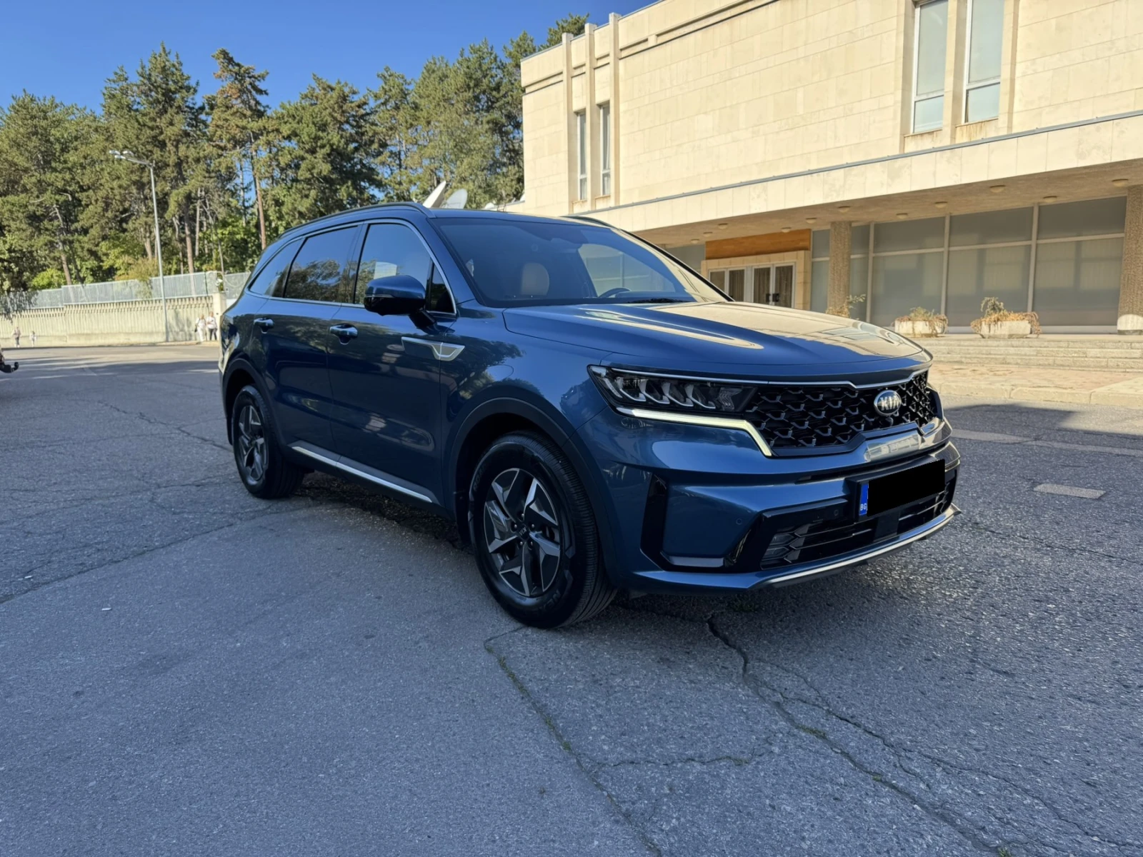 Kia Sorento 1.6 t-GDI Hybrid Platinum 4WD - изображение 7