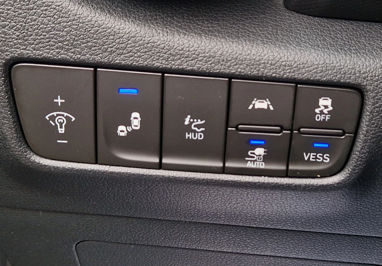 Hyundai Kona 64KWh/Premium/SOH97 | Mobile.bg   13