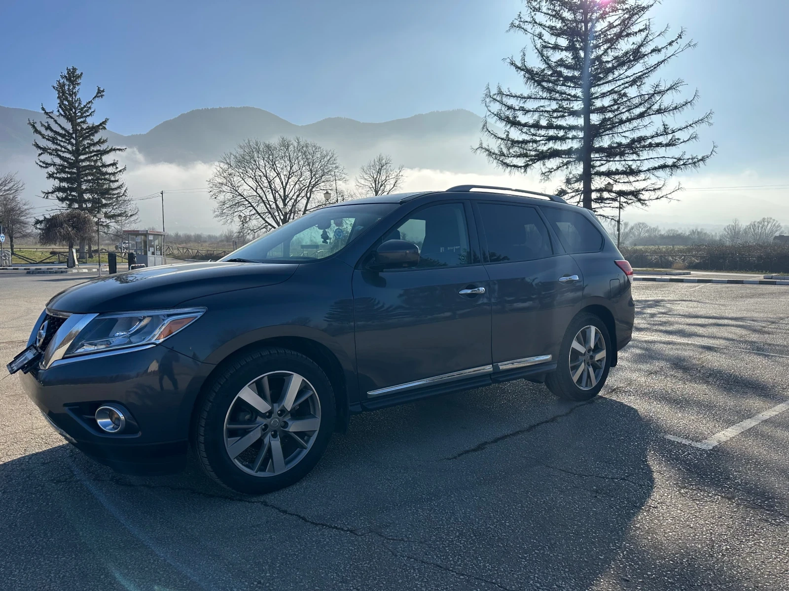 Nissan Pathfinder PLATINUM 3.5L/ 6+ 1/ 4х4 - изображение 5