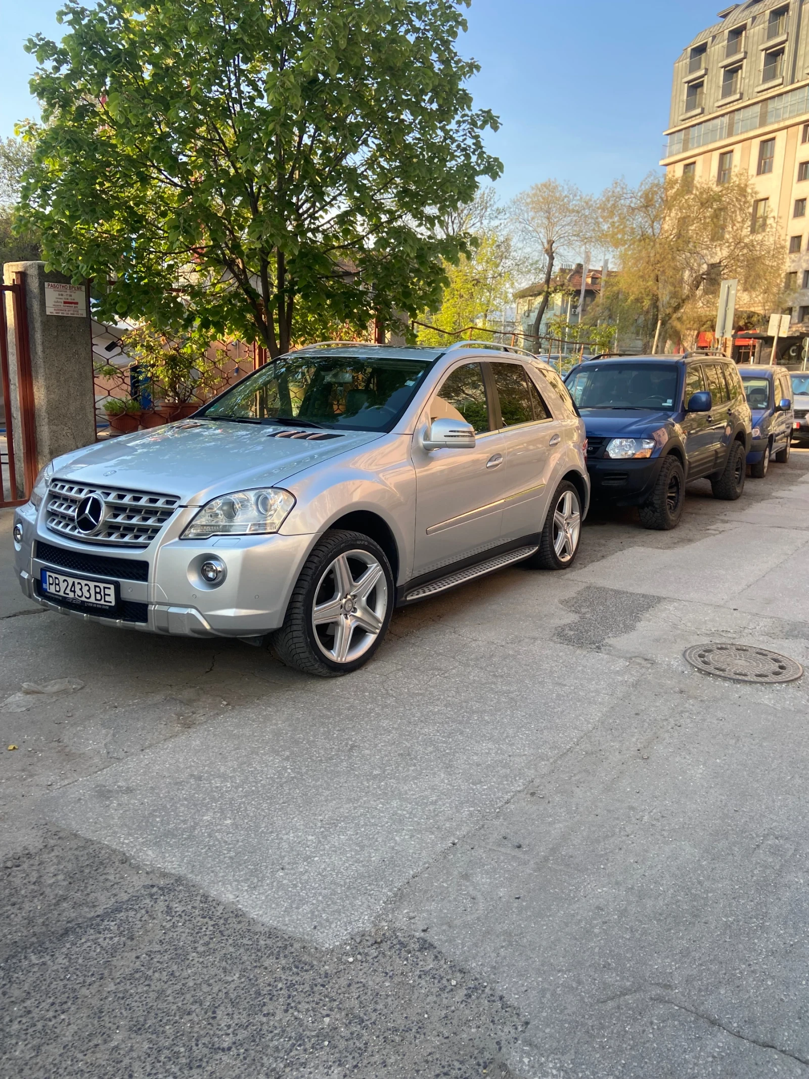 Mercedes-Benz ML 350  - изображение 3