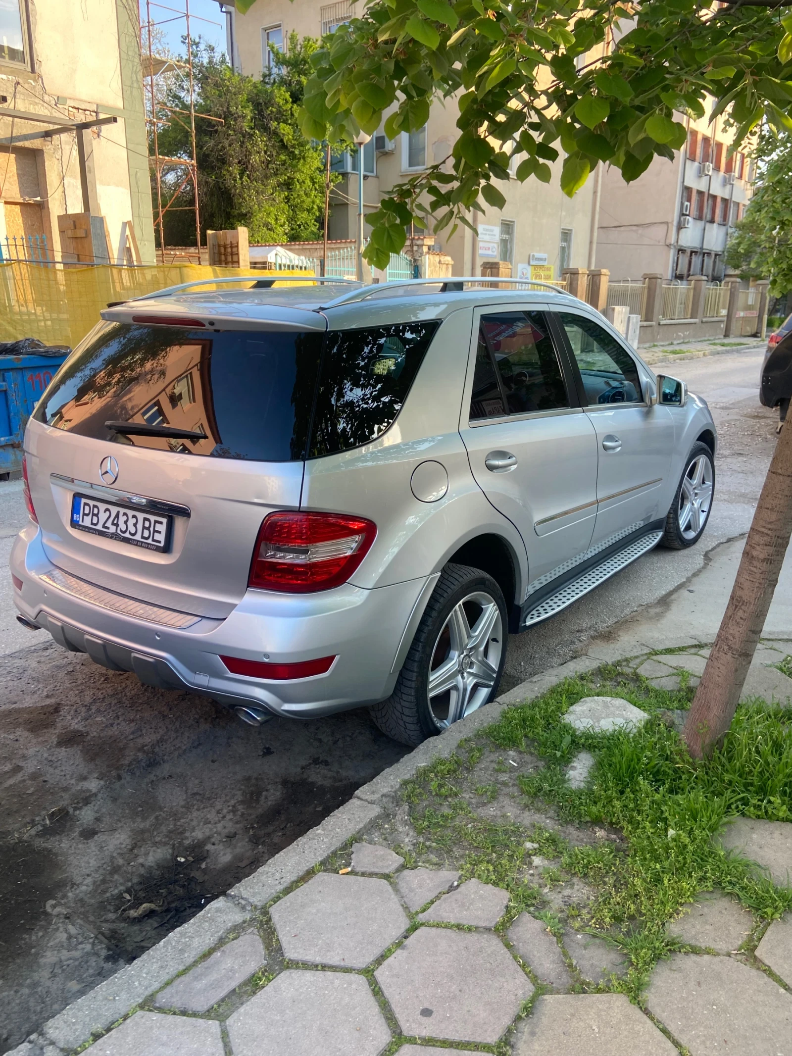 Mercedes-Benz ML 350  - изображение 4