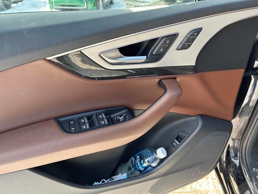 Audi Q7 * 2.0T Progressiv * CARFAX * ��� ������������ ���� | Mobile.bg � ����������� 12