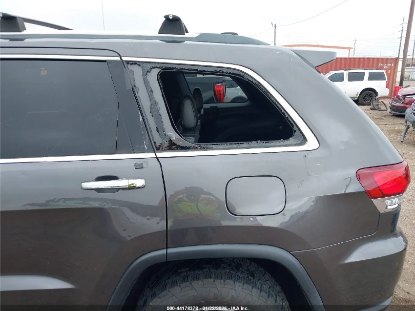 Jeep Grand cherokee 4WD* ПОДГРЕВ* ПАНО* КАМЕРА* CARPLAY, снимка 11 - Автомобили и джипове - 53917823