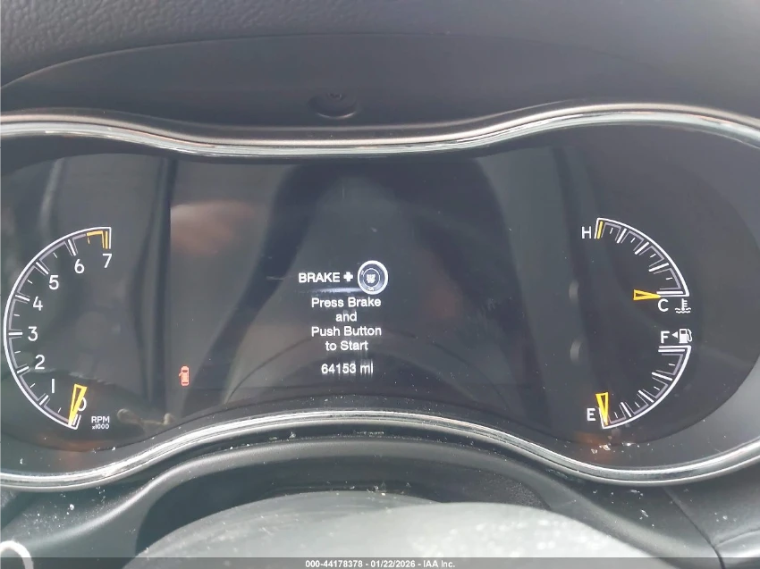 Jeep Grand cherokee 4WD* ПОДГРЕВ* ПАНО* КАМЕРА* CARPLAY, снимка 6 - Автомобили и джипове - 53917823