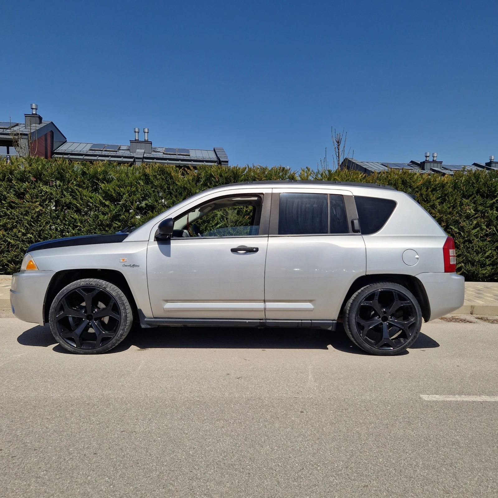 Jeep Compass 2.4i - GAZ, снимка 6 - Автомобили и джипове - 54158748