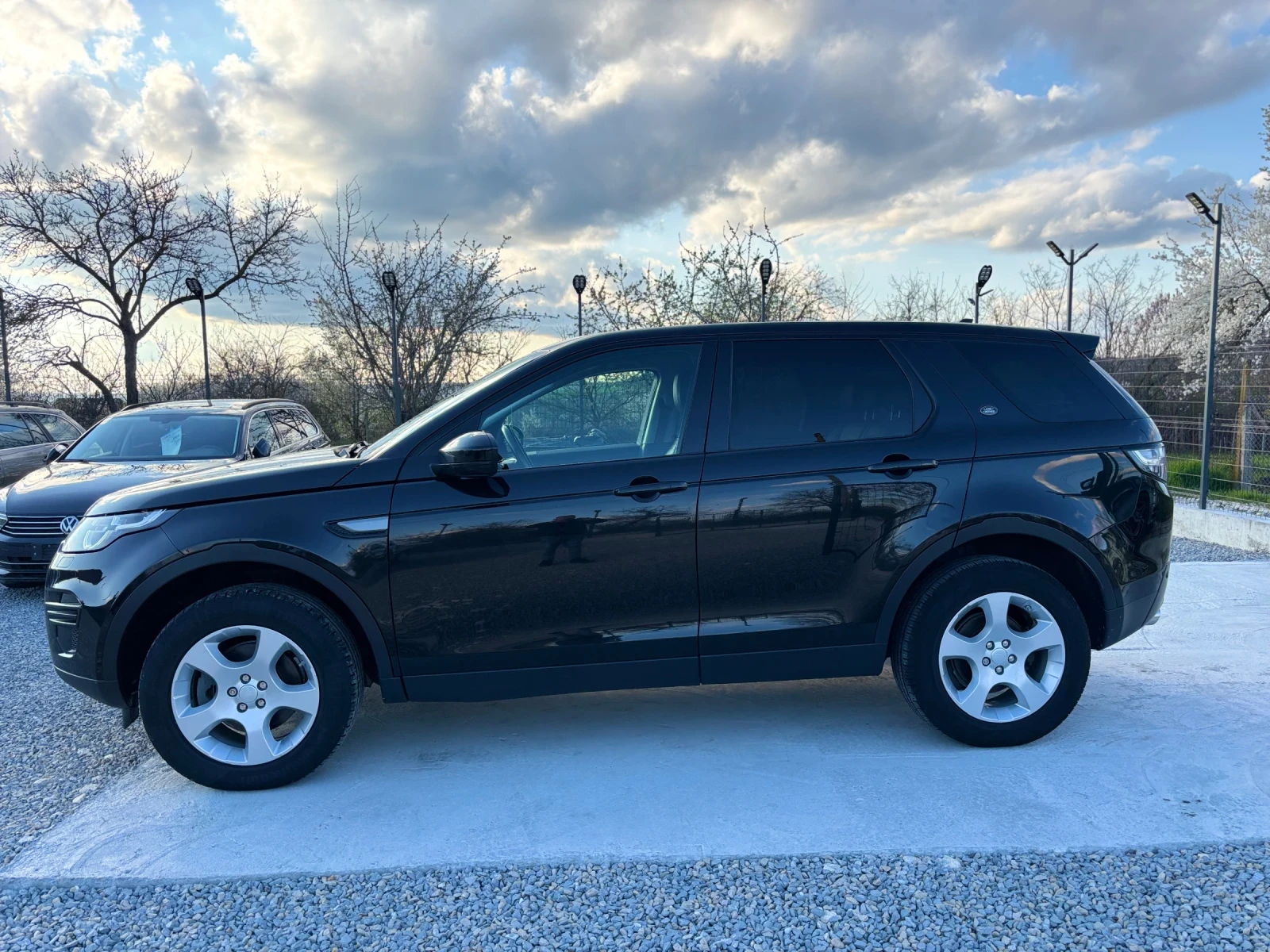 Land Rover Discovery, снимка 6 - Автомобили и джипове - 54160629