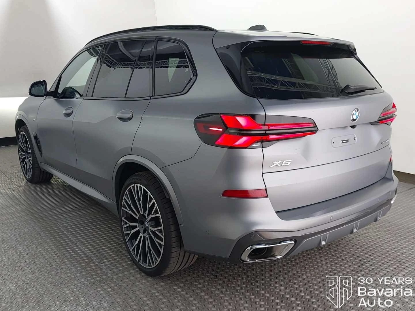 BMW X5 40d xDrive M Sport Paket Sportautomatic, снимка 2 - Автомобили и джипове - 54601092