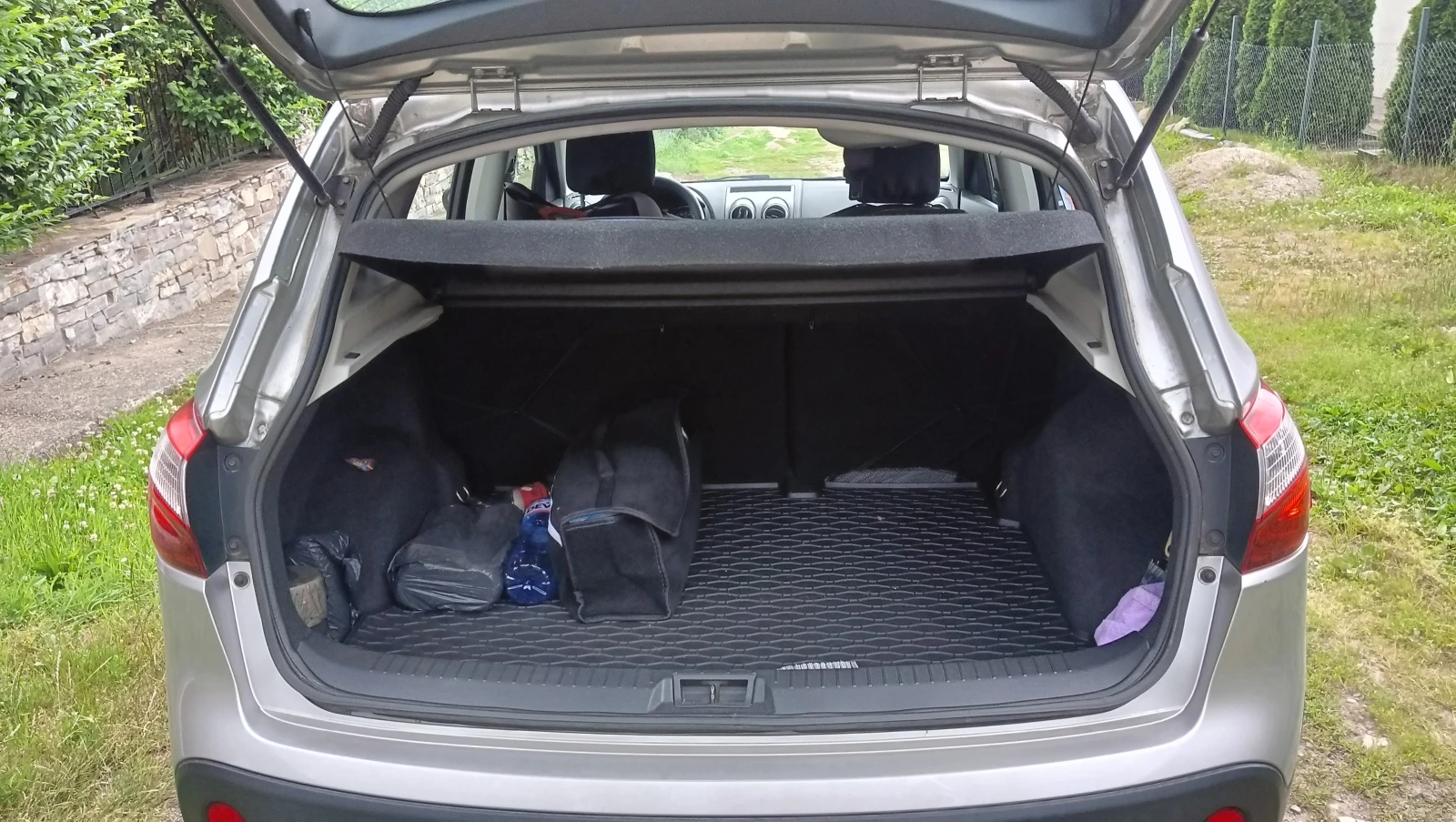 Nissan Qashqai 1.5 dci FWD Acenta (81kw), снимка 9 - Автомобили и джипове - 54937010