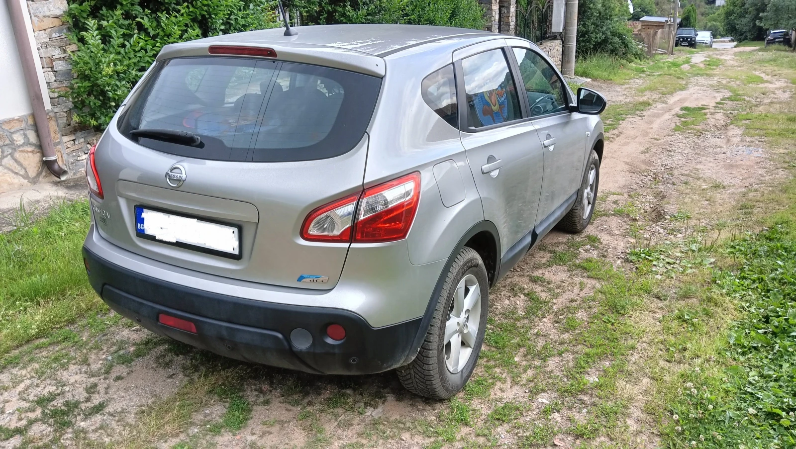 Nissan Qashqai 1.5 dci FWD Acenta (81kw), снимка 8 - Автомобили и джипове - 54937010