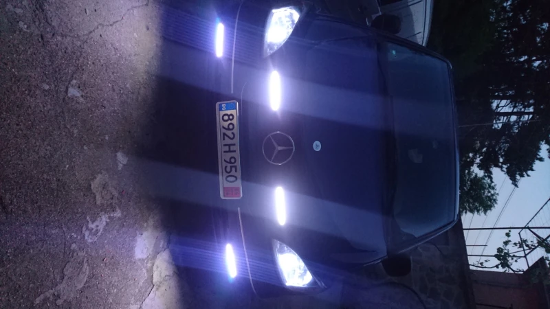 Mercedes-Benz Vito 111