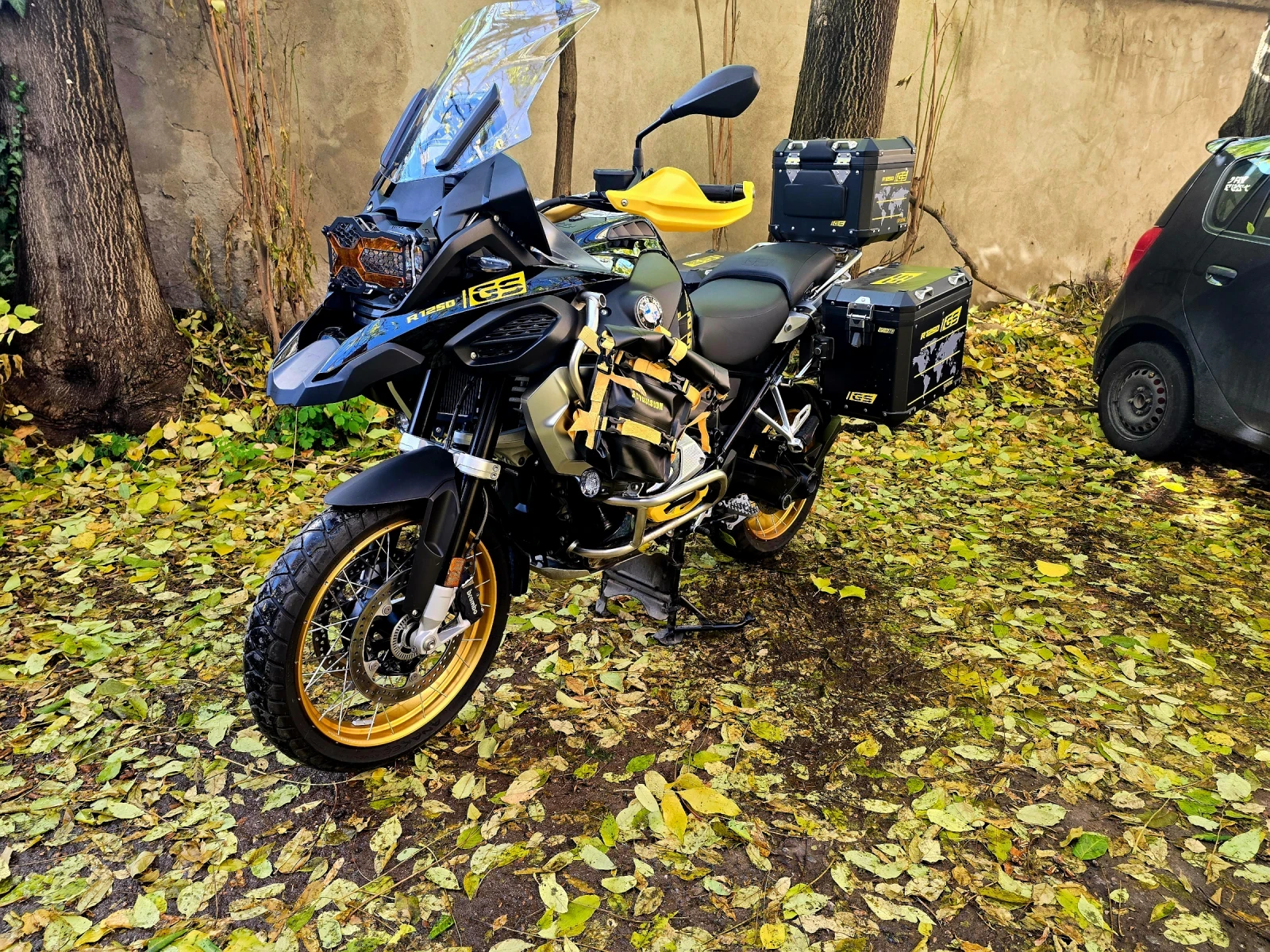 BMW R 1250 Adventure 40th Anniversary - изображение 2