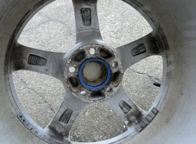 Гуми с джанти Nokian 235/65R17, снимка 3