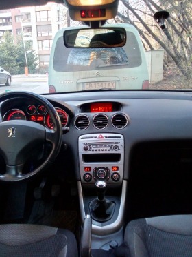 Peugeot 308 1.6 HDI, снимка 13 - Автомобили и джипове - 42833237