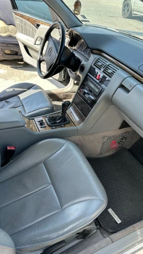 Mercedes-Benz E 200 Compressor - 2600 € / 5085.16 лв. - 82915221 6