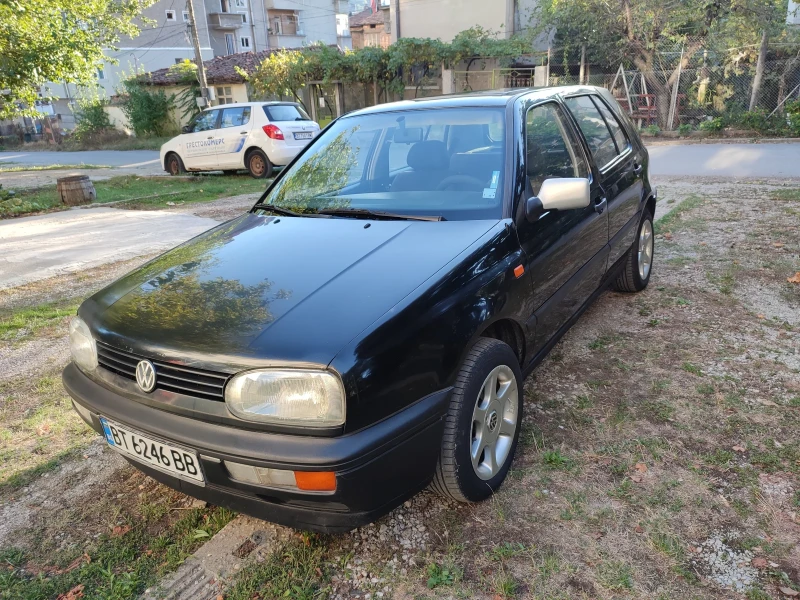 VW Golf, снимка 4 - Автомобили и джипове - 47597403