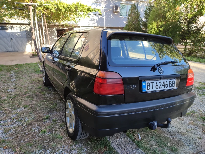 VW Golf, снимка 5 - Автомобили и джипове - 47597403