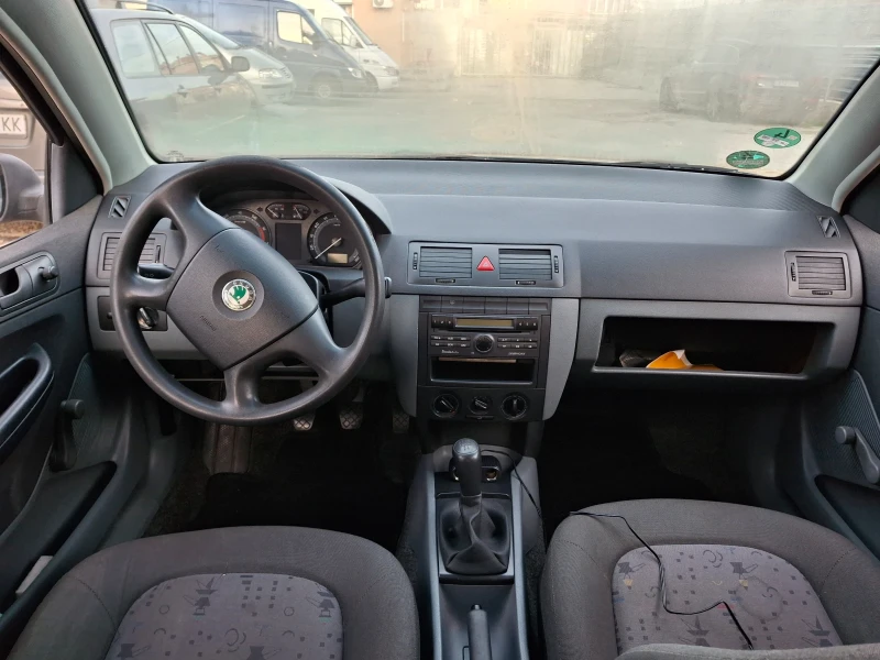 Skoda Fabia, снимка 8 - Автомобили и джипове - 48267241