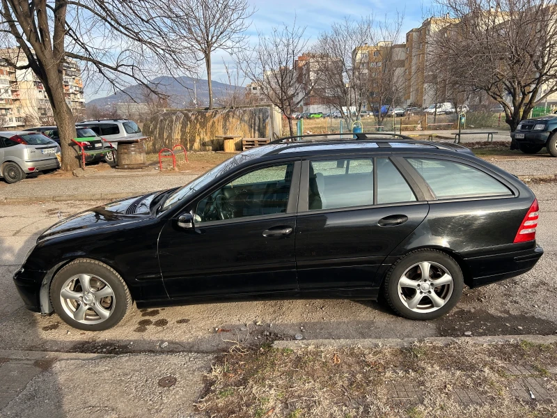 Mercedes-Benz C 220, снимка 3 - Автомобили и джипове - 49172203