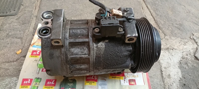 Mercedes-Benz C 180 Бензин, снимка 11 - Автомобили и джипове - 51917140